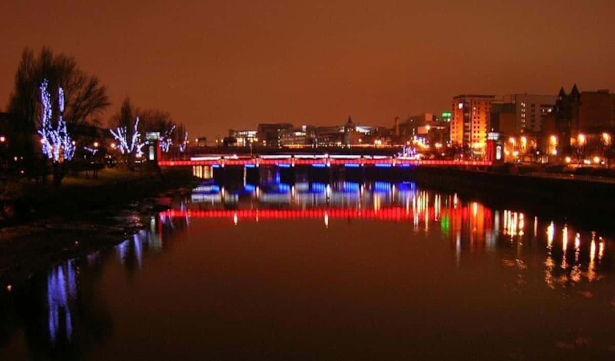 Glasgow City Centre G1 Penthouse With Riverviews - Duplex Eksteriør bilde